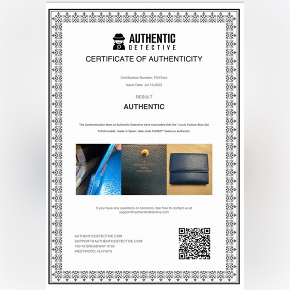 Authentic Louis Vuitton Blue Epi Wallet - Picture 8 of 9
